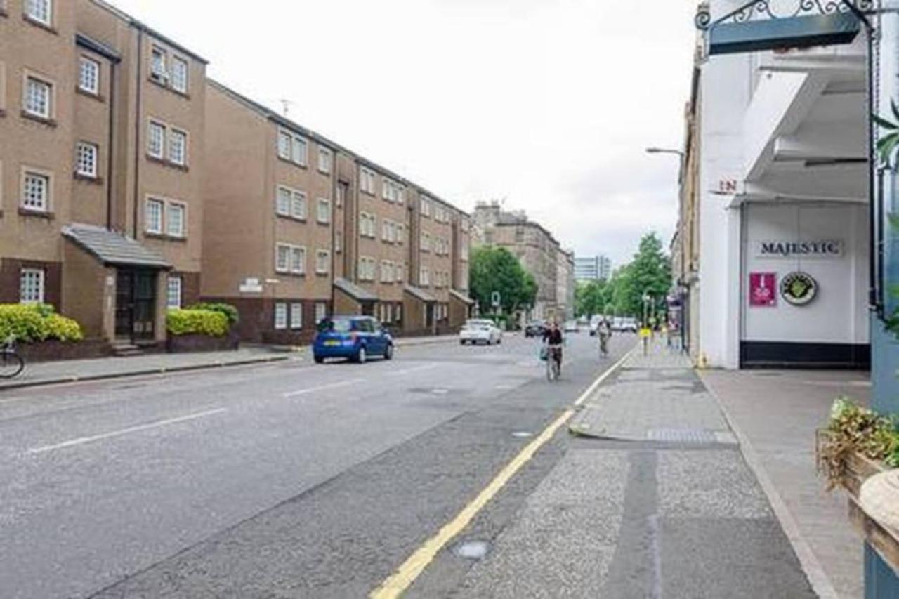 Central Flat Near Holyrood Park Edimburgo Exterior foto